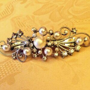 Vintage hair broucher